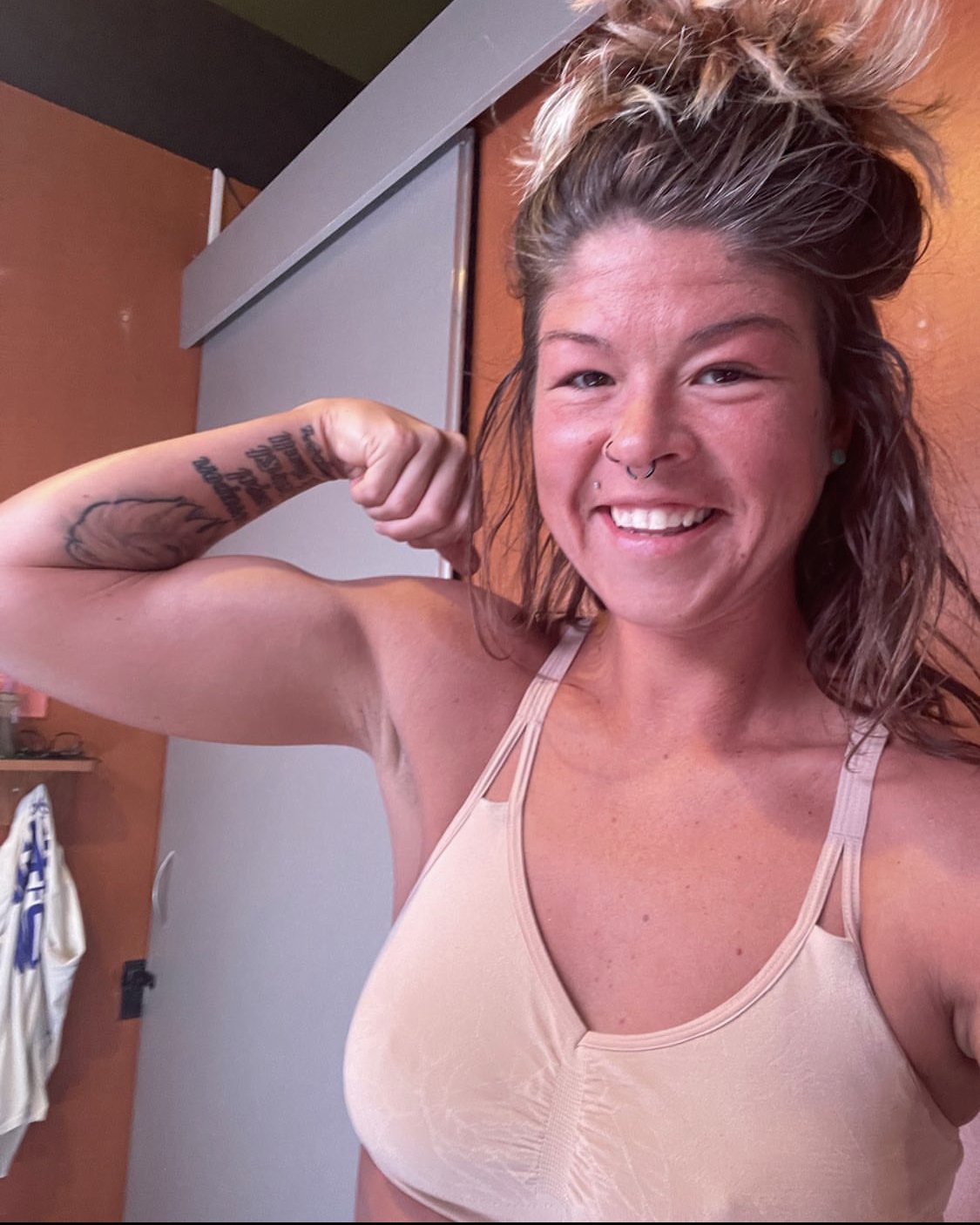 Make her famous #4S2QdCKQ