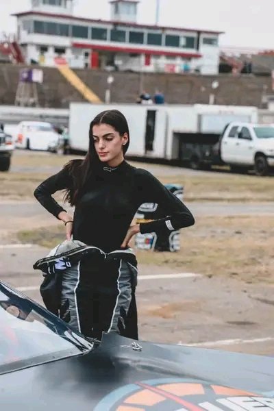Toni Breidinger I like to hit that in "The Rear Bumper" so Fucking Sexy Perfect Cum Target 🥵🤤🤤 #cKVCV8uJ