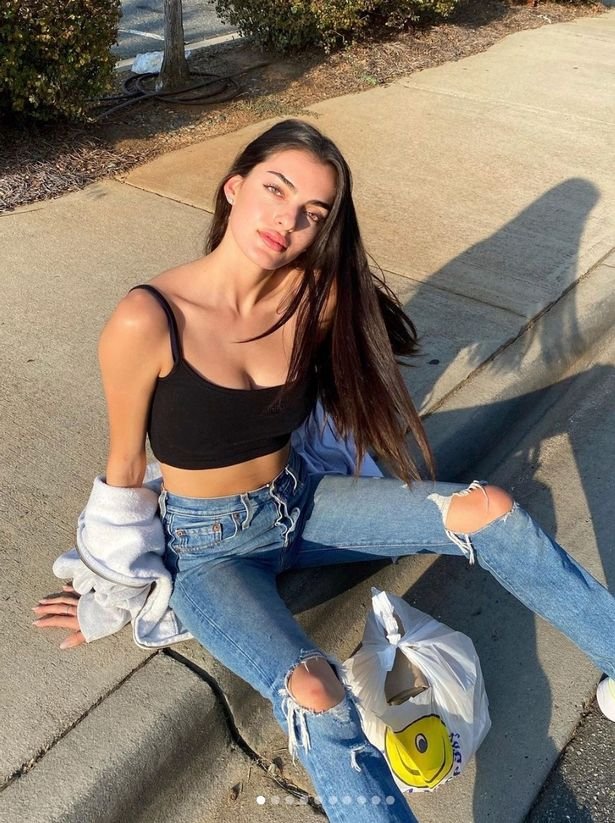 Toni Breidinger I like to hit that in "The Rear Bumper" so Fucking Sexy Perfect Cum Target 🥵🤤🤤 #dp0dzLoV