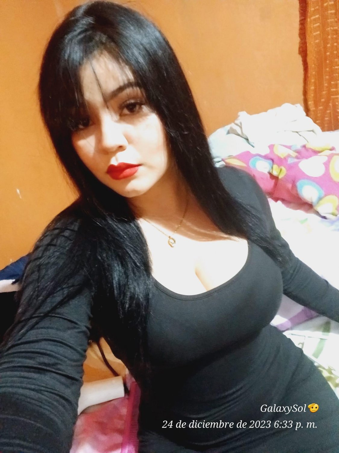 Putita #hNRhxJMJ