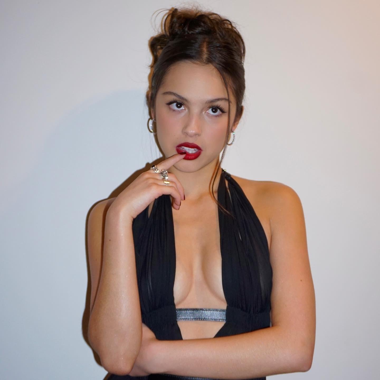 Olivia Rodrigo Cum Tribute #2 #0wOE72ao